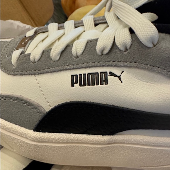 Puma Classic White and Gray Sneakers - Picture 1 of 4